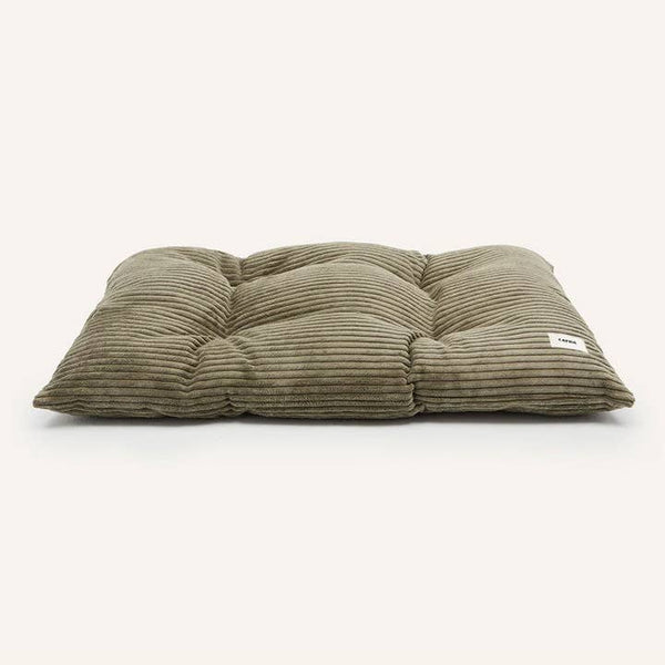 Bela â coussin velours cĂŽtelĂ© vert · CAFIDE â PrĂ©commande NoĂ«l