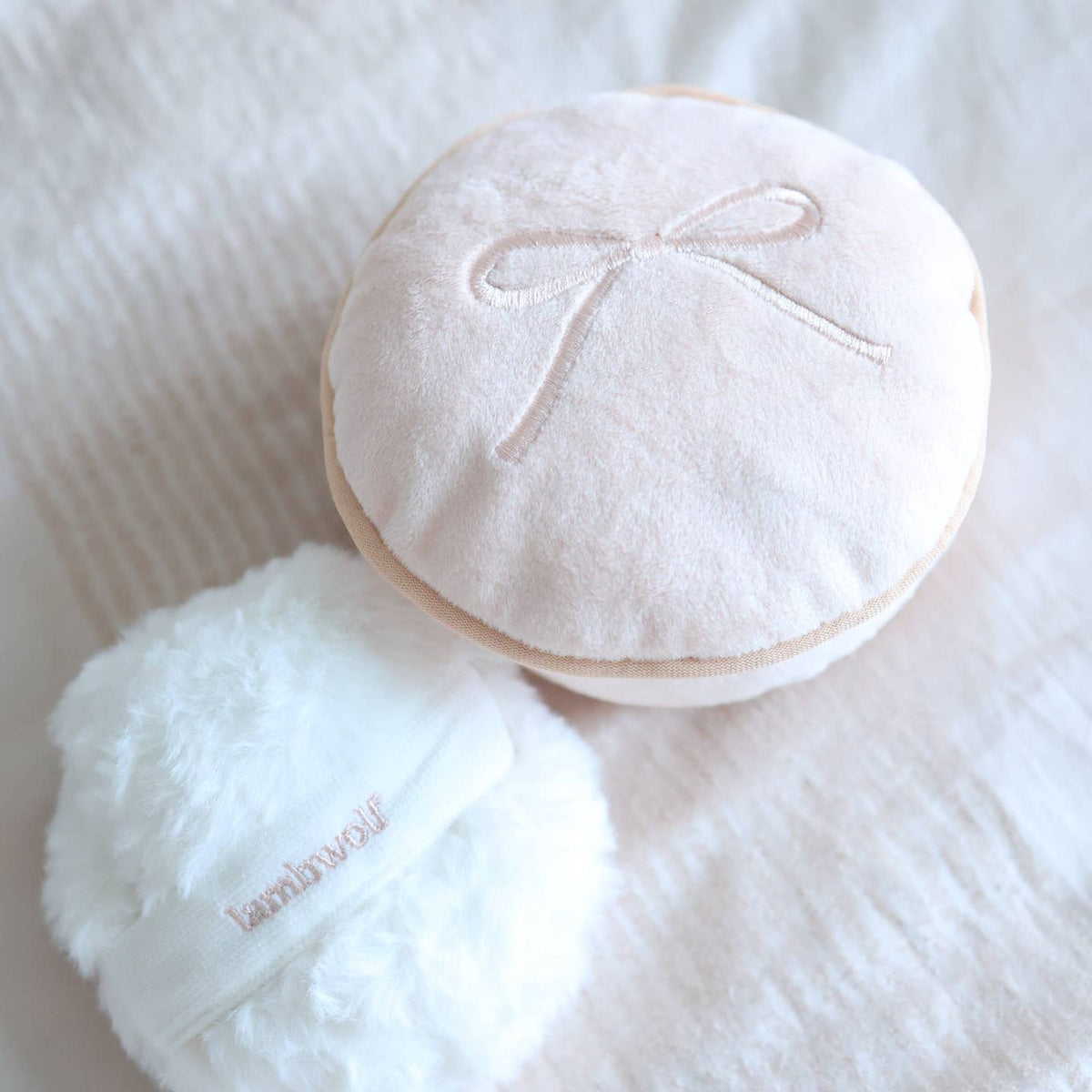Blush — poudrier de fouille · Lambwolf Collective — Précommande Noël