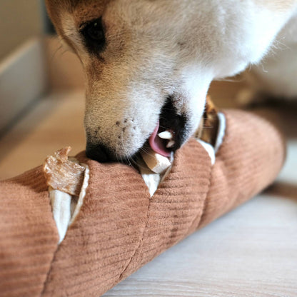 Baguette — jouet de fouille · Lambwolf Collective — Précommande Noël