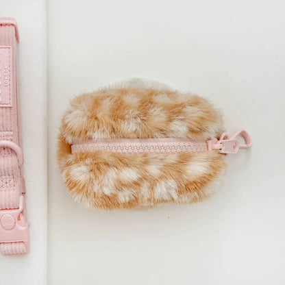 Porte-sacs Fluffy Fawn · Cocopup London — Précommande Noël