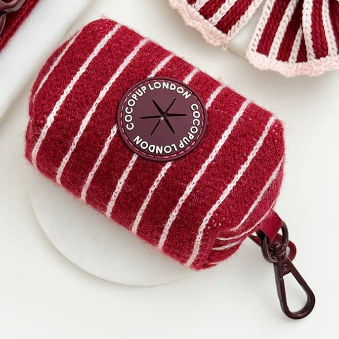 Porte-sacs Cherry Bakewell · Cocopup London — Précommande Noël