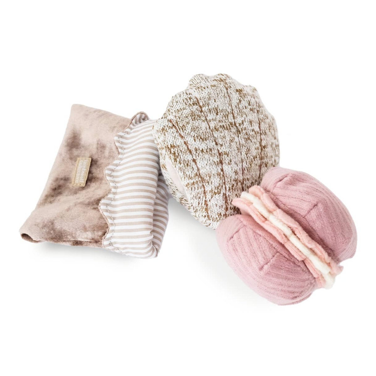 Petite Two — madeleine et macaron · Lambwolf Collective — Précommande Noël