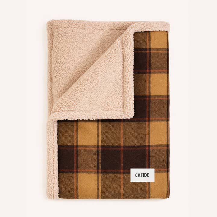 Toia — couverture tartan moutarde — 90 × 65 cm · CAFIDE — Précommande Noël
